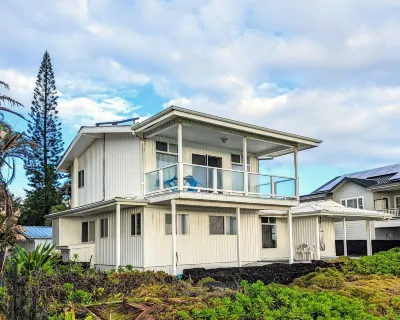 Ocean Front HOME on the Big Island! Lookout and view Heaven - Maka'Ala Lani!! 파나에와 레인포레스트 동물원 주변 호텔