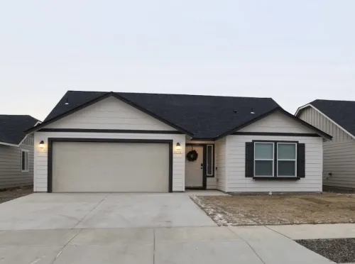 Your Home in Moses Lake!