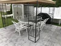 4.5 blocks to beach. Huge yard