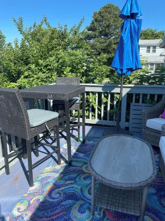 Coastal Daze Cottage on Famous Chincoteague Island! Come see the wild ponies!