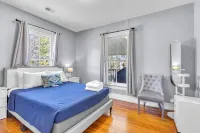 Historic 3BR with Porch & Fire Pit near Downtown