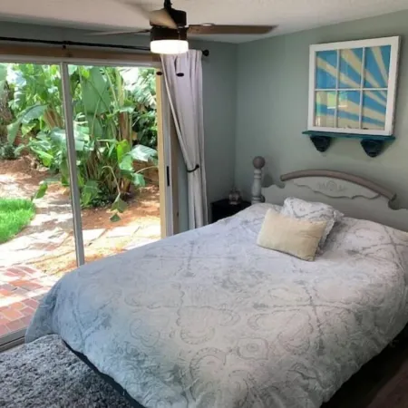 Courtyard Bungalow