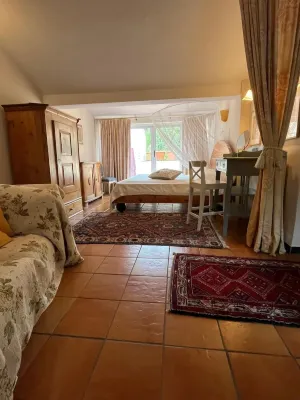 Großzügige Historische Wassermühle nur 5 Minuten vom Meer Hotels near Porto Maurizio