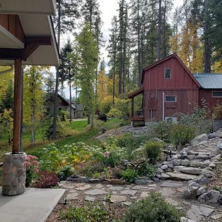 Cozy cabin on a lake just outside of Whitefish