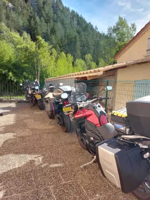Appart 110m2 plain pied à Castellane/gorges du verdon Nyima Dzong 주변 호텔