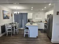 Cozy family retreat with great parking for multiple boats and vehicles!