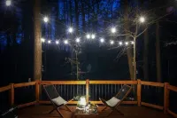 40-Foot Container Cabin in the Catskills Hotels near Catskill Animal Sanctuary