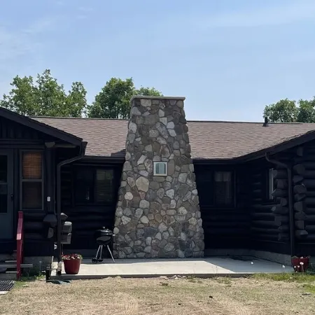 Charming Cabin Nestled along the Stony Brook Creek