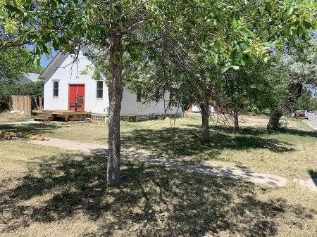 4 bedrooms 3 bath, Tranquil Home, Master suite & Jet tub, Mins from Hot Springs