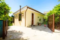 Cottage in the lemon grove on the sea