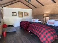 Campy Moonlight Cottages in Idaho Countryside, Sleep 5 or 6