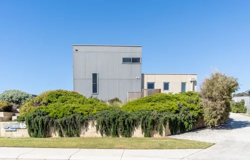 'By The Beach' Seaside Holiday Home Margaret River Hotels in Gnarabup