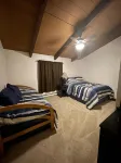 Cozy Poconos Cabin Getaway - 8 min from Kalahari!