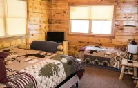 Secluded log cabin at the end of a quiet dead end lane