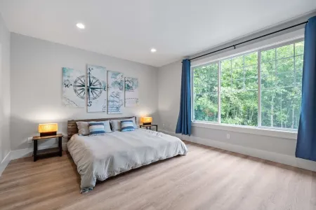 NEW Build Modern House,Hot Tub, BBQ,Air Hockey,foosball Отели в г. Нетартс