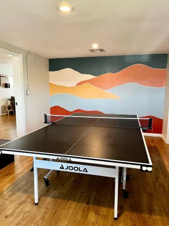 Modern 4 BED/3 BATH Newly Renovated Home Отели в г. Меса