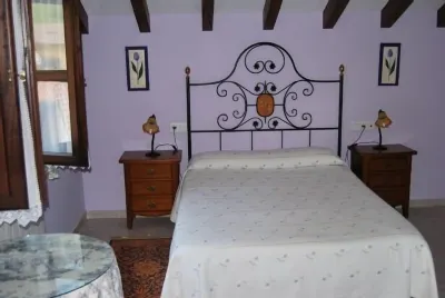 Cottage (full rental) El Colladín for 9-10 people Hotels near Naranjo de Bulnes