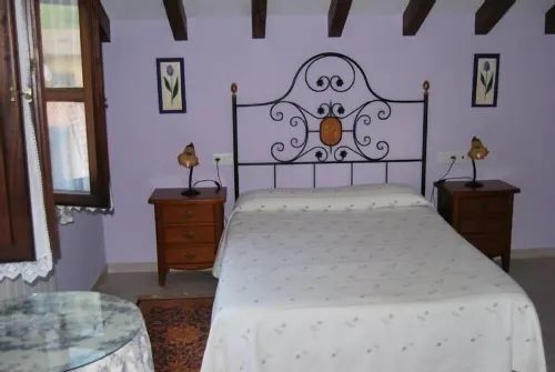 Cottage (full rental) El Colladín for 9-10 people
