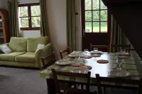 Gîte Goulet sleeps 5 just a stone's throw from Suisse Normande!