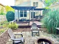 Fast Walk to Downtown - PAR for the Course #1 - Golfer's Retreat Hotels near Hyland Golf Club