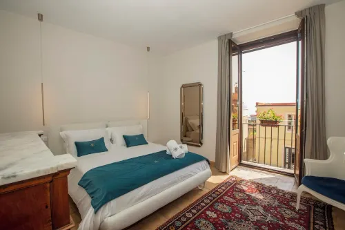 City Center, Completely Renovated, Historical