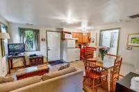 The Dogwood Suite at Tudor House Vacation Rentals