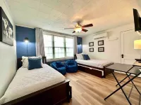 So Close You Can Almost Smell The Chocolate! Hotels in Palmyra