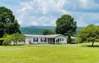 Mountain View Stay LLC -  The perfect place to get away, relax and enjoy nature.