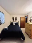 Cozy townhome sleeps 10 in the heart of it all. Minutes to multiple ski resorts