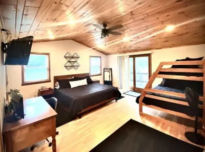 Your Northwoods Home Away from Home! Hotels in der Nähe von Governor Thompson State Park