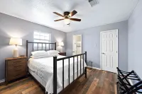 THE TURQUOISE MOON - Everything you need to relax at the beach!