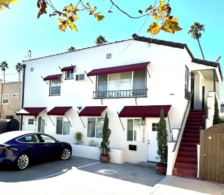 The Belmont Beach Casita - balcony