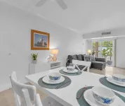 Beachside Bliss: One-Bedroom perfect vacation parking included Hotels in Key Biscayne