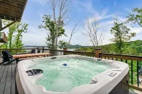 Douglas Lake Life and Pigeon Forge Adventures - Chalets