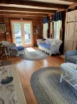 Steps from the beach, charming cottage Plymouth Ma