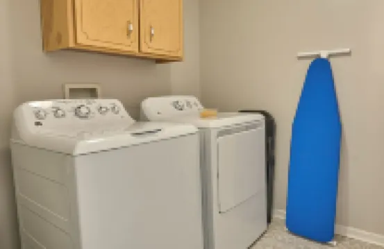 Spacious Home w/ Coffee Bar & GameRoom near Ft. Stewart & Savannah