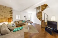 Village house 17th with swimming pool, Luberon Provence TARIFS CASSES SEPT. OCT.