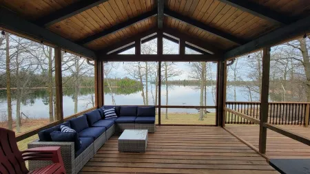 Private Newly Built Woman Lake Cabin with Detached Barn Style Bunk House