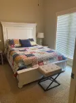 Lake side condo nearThe University of Alabama