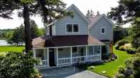 Elegant oceanfront home on Bass Harbor close to Acadia National Park