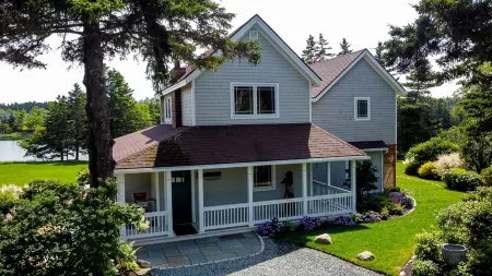 Elegant oceanfront home on Bass Harbor close to Acadia National Park