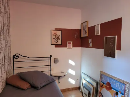 Appartement AU Domaine DU Golf DE L'isle SUR LA Sorgue Отели в г. Соман-де-Воклюз