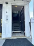 Beautiful decor 3rd FL condo walk to MBTA and mins to Downtown Boston