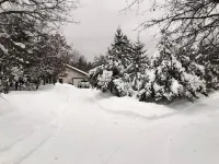 Modern home , Great Retreat Nestled  in the Beautiful Northwoods ...Adventures!<br>
