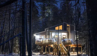 Treehouse near Bar Harbor. Luxurious and private!
