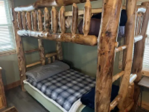 Cozy cabin near hocking hills & tar hollow state park atvs & pets welcomed