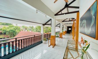 Paku Mas Hotel