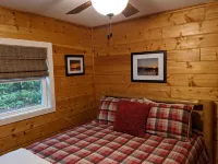 Private lakefront cabin on beautiful Munuscong Bay