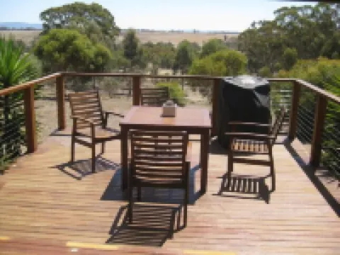 Bung Bong Hill Cottage Hotels in Maryborough