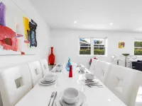 4BR/3BA Miami Welcoming Waterfront Wonder w/ Pool! Hotels in Ojus